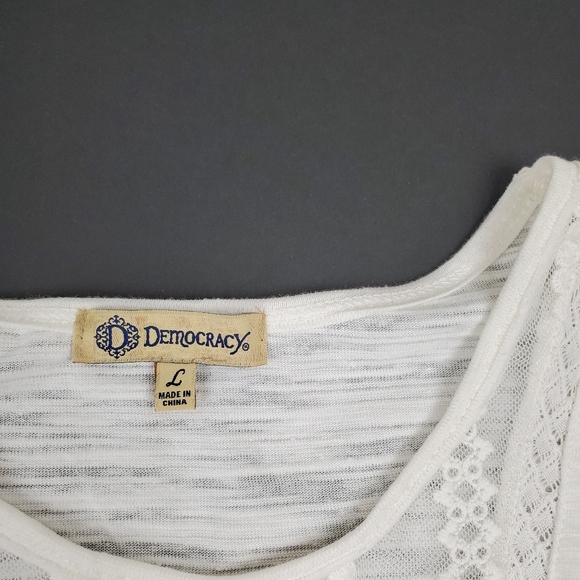 Democracy Cold Shoulder Long Sleeve Top - Picture 2 of 4